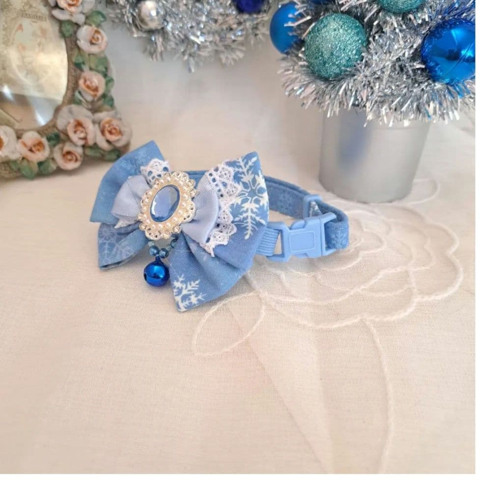 satopi、幅広シュシュ、スノーフレーク(ホワイト)わんちゃん猫ちゃん用