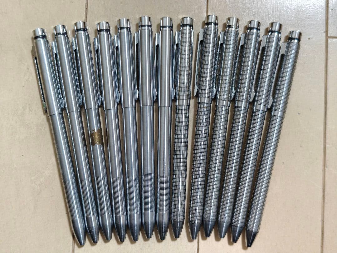 zebra sharbo まとめ 初代シャーボ 廃盤 多機能ペン ゼブラ