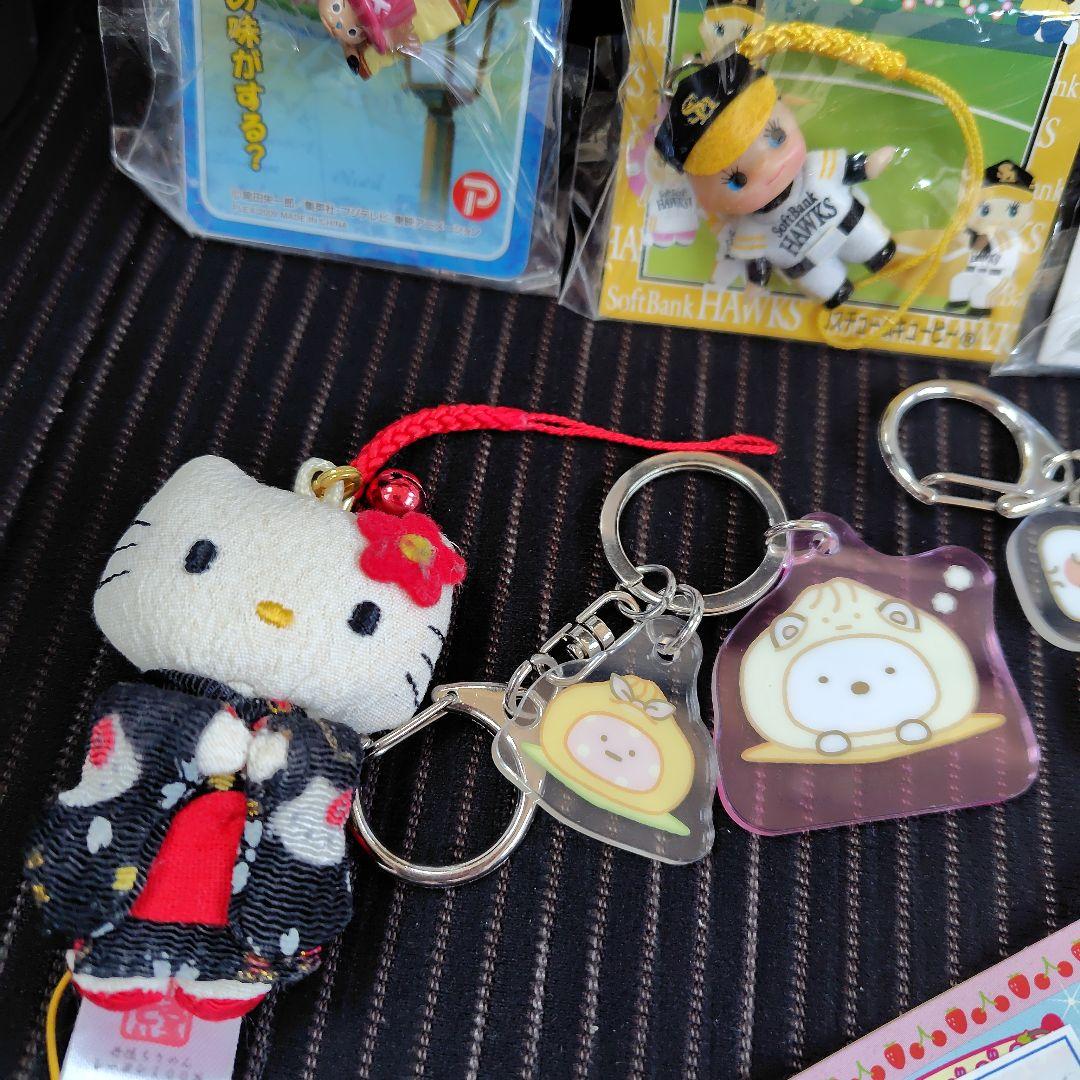 レア　希少　平成レトロ　キティストラップ　キューピーストラップ　ポケモンご当地