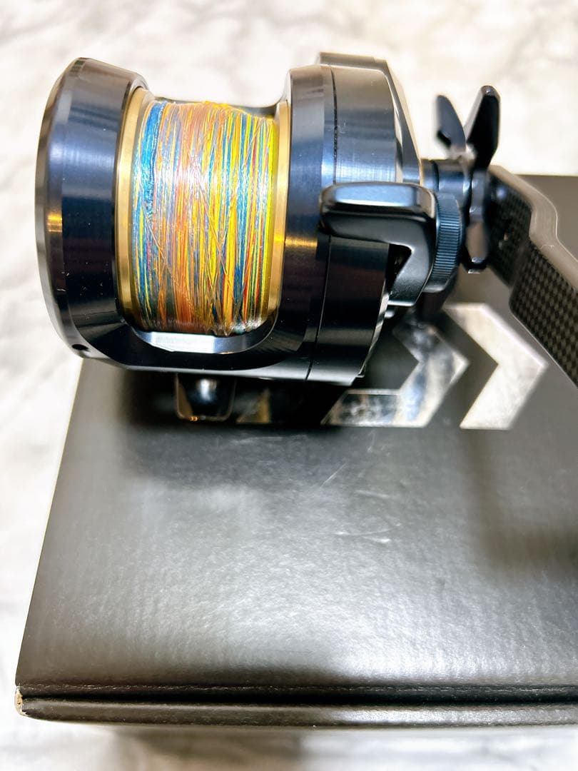 【特価】 ⭐️極美品⭐️ ダイワ 22 ソルティガ 15-SJ 右巻き