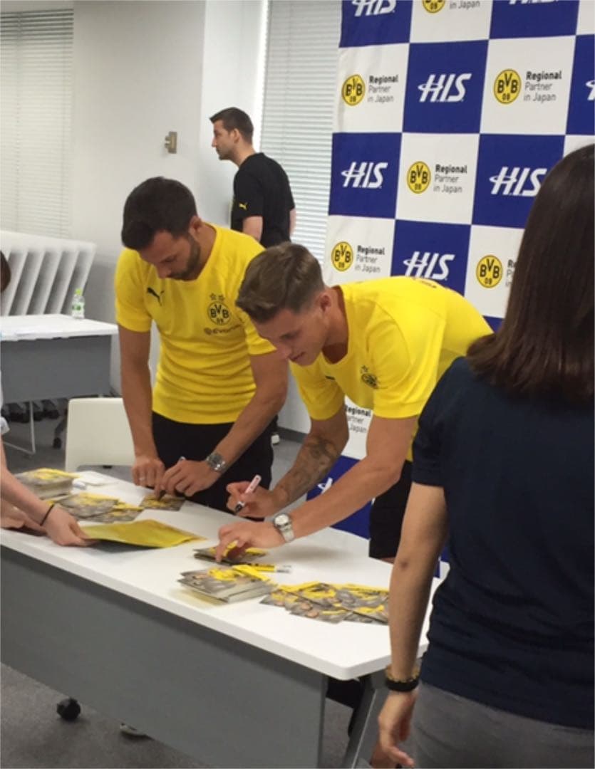 ゴンサロ・カストロ サイン入り　サッカー　ユニフォーム ドルトムント　ドイツ代表