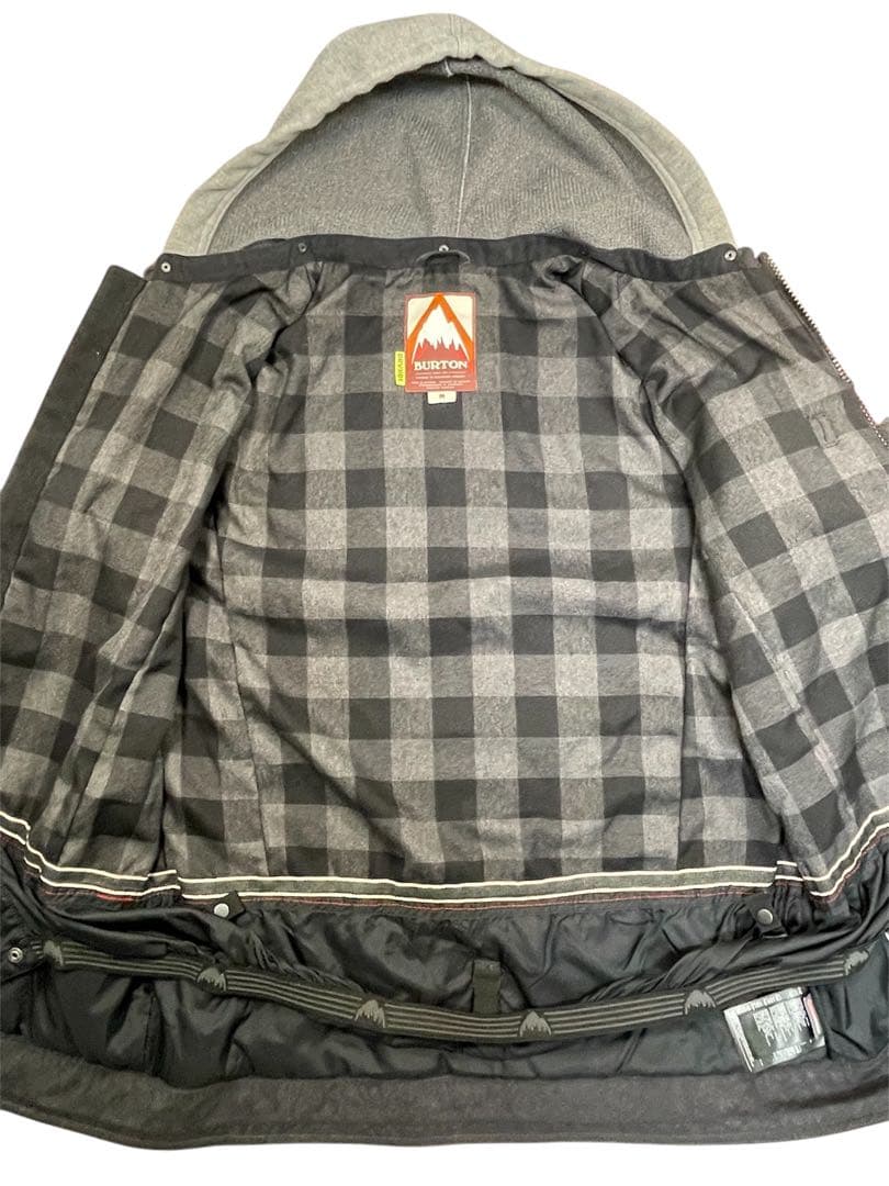 BURTON バートン スノーボードウエア Ｍサイズ 赤黒チェック ネルシャツ