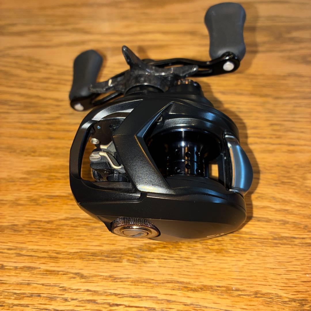 タトゥーラ 80XG ダイワ ベイトリール