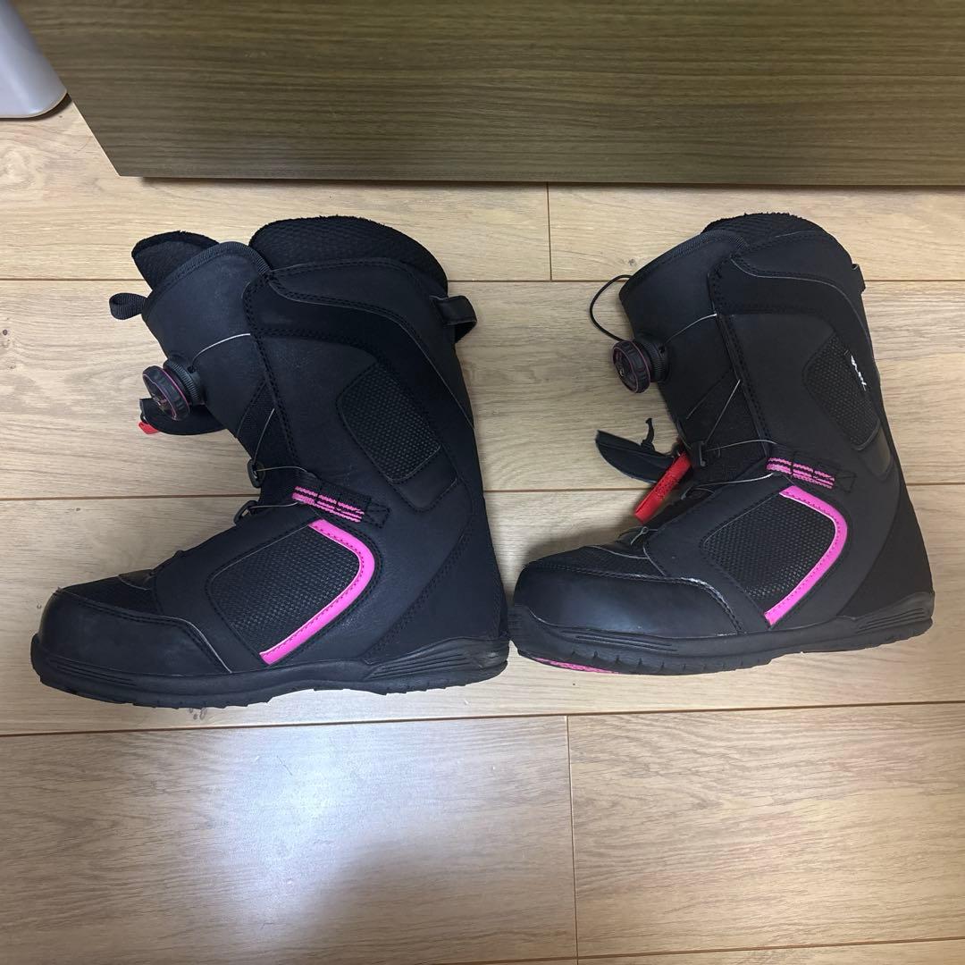 スノーボード スノボ　板 ウェア付き　ビンディング　初心者セット