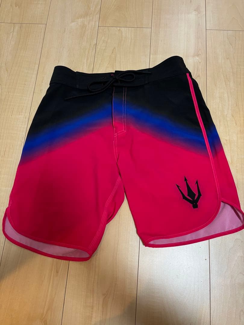 FIED 水着 28サイズ グラデーションデザイン　フィジーク