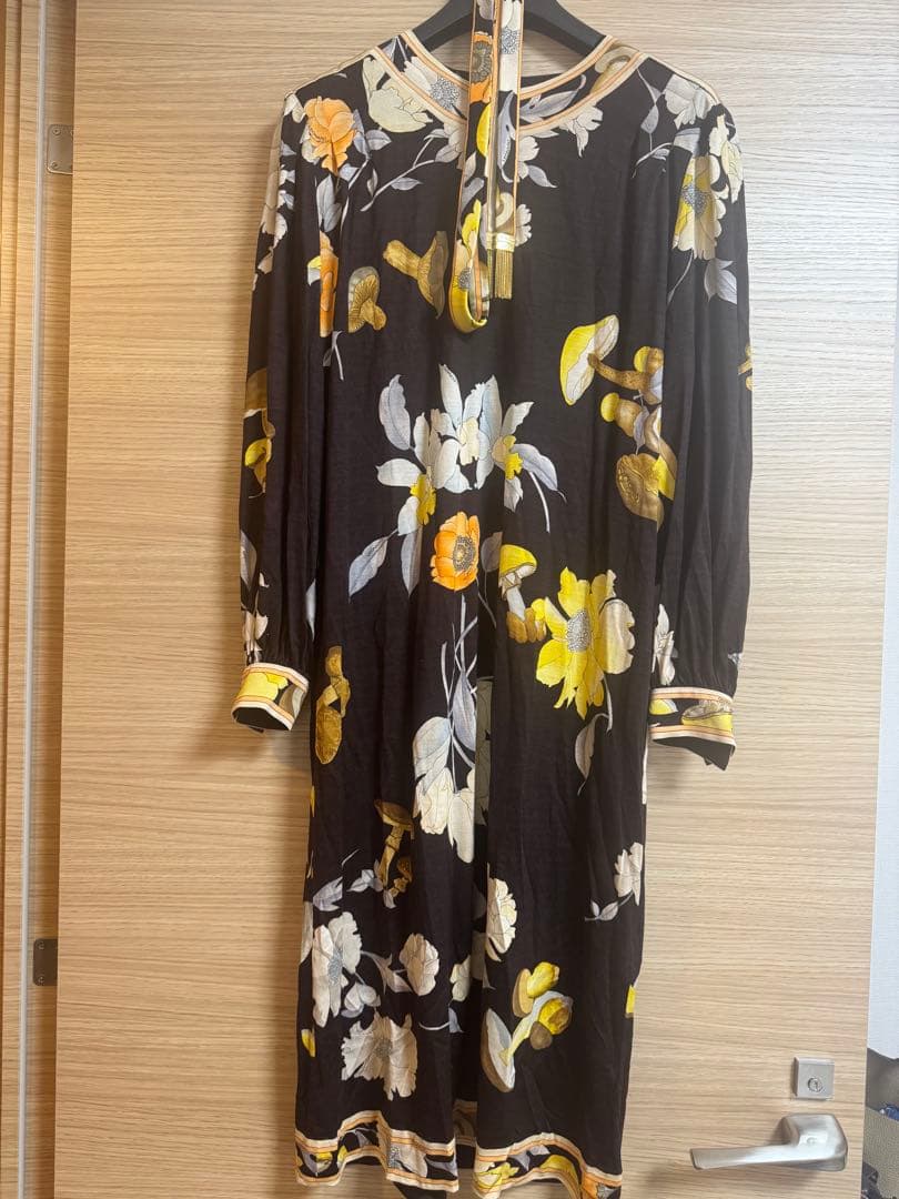 LEONARD 花柄長袖ワンピース 膝丈 茶 美品