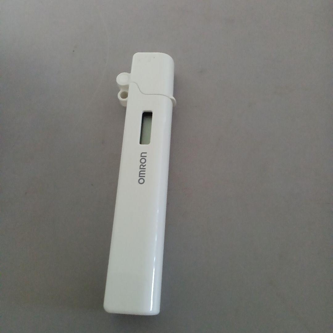 omron コンパクト体温計 ホワイト
