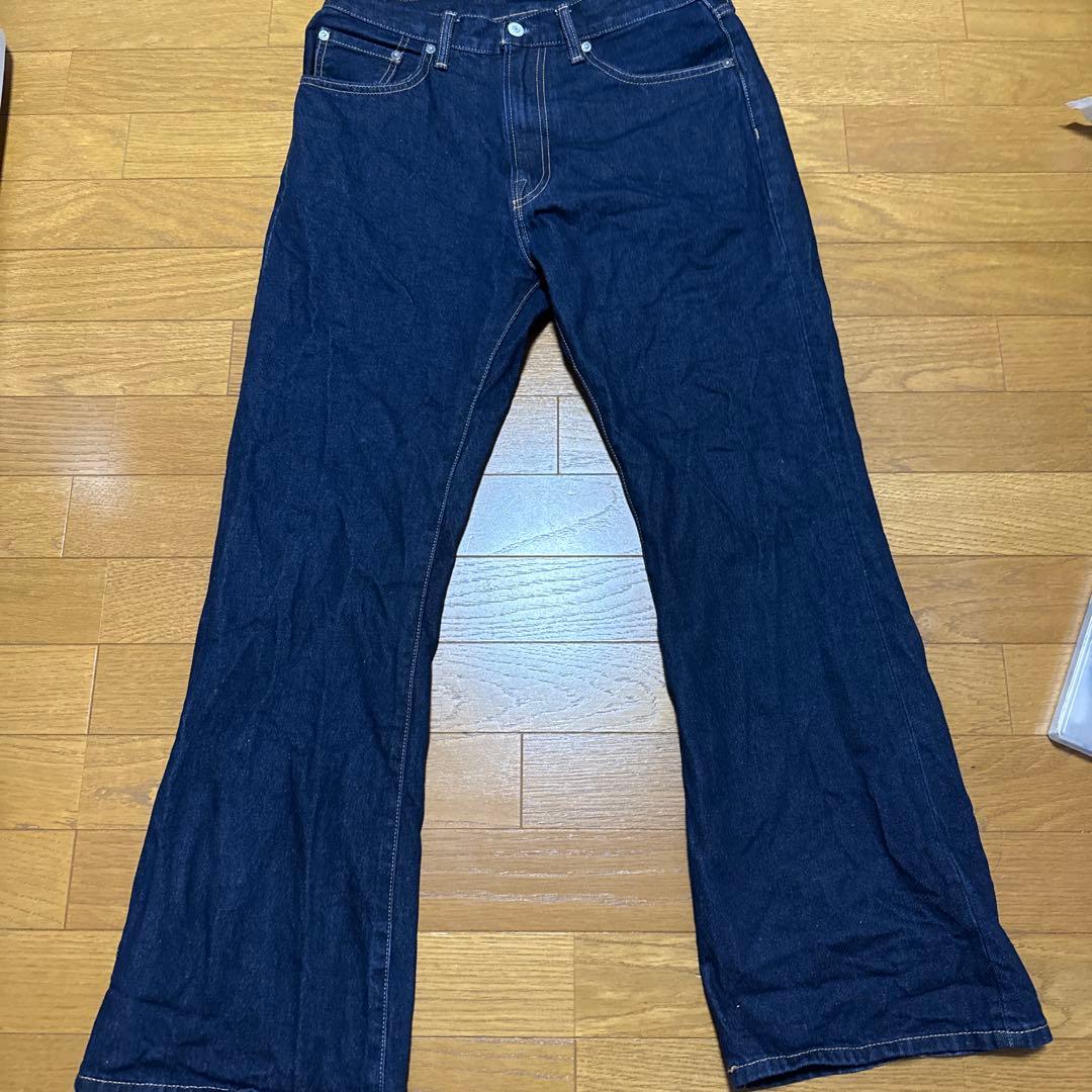 ダークブルーブーツカットデニム