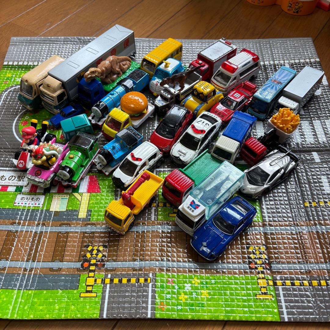 おもちゃ　大量　まとめ売り　すみっコぐらし　マリオ　ディズニー　トミカ　LaQ