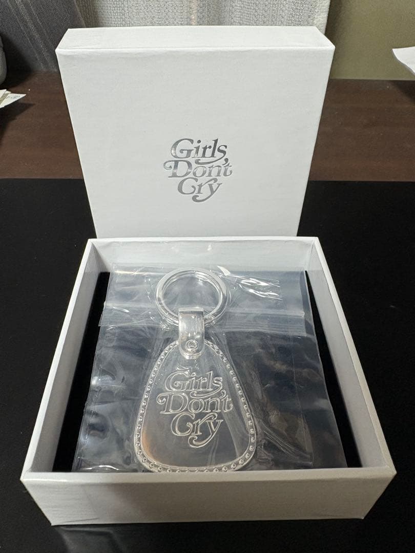 小物 Girls Don't Cry Key Ring Silver925