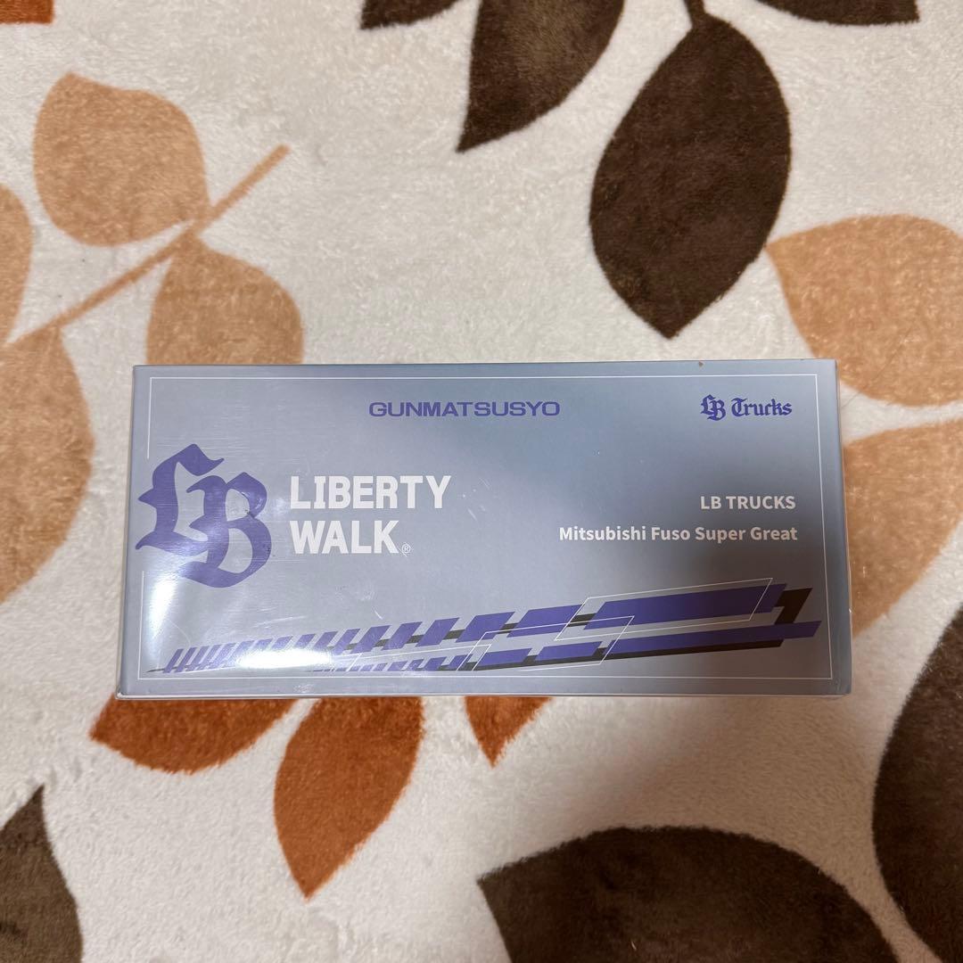 Mitsubishi Fuso LBWK LIBERTY WALK オートサロン