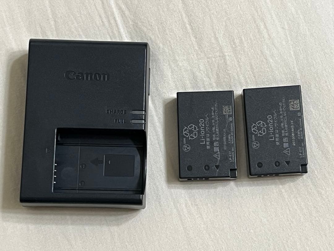 Canon EOS M3 ダブルズームキット+単焦点レンズ