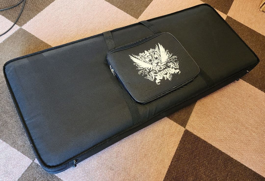 ギター DEAN V Select Quilt Top Trans Black