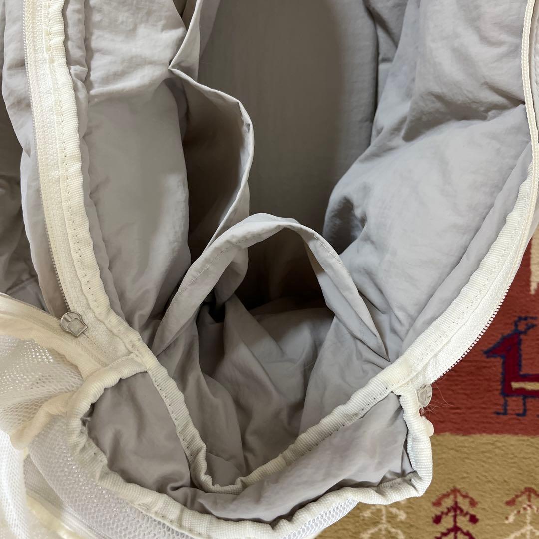 DOUBLE COMMA スリングバッグ グレー