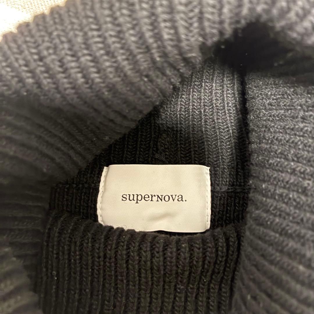 superNova. タートルネック ニット サムホール（フィンガーホール）付き