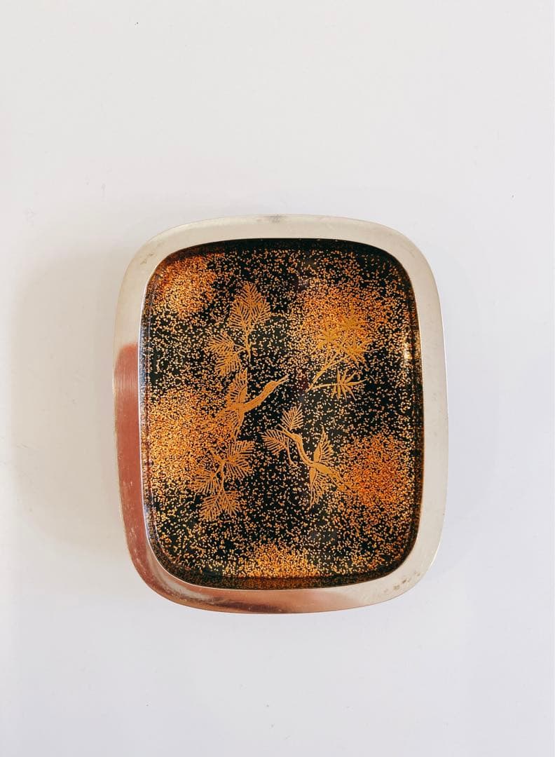 鶴に松ノ絵鈴縁香合　茶道具