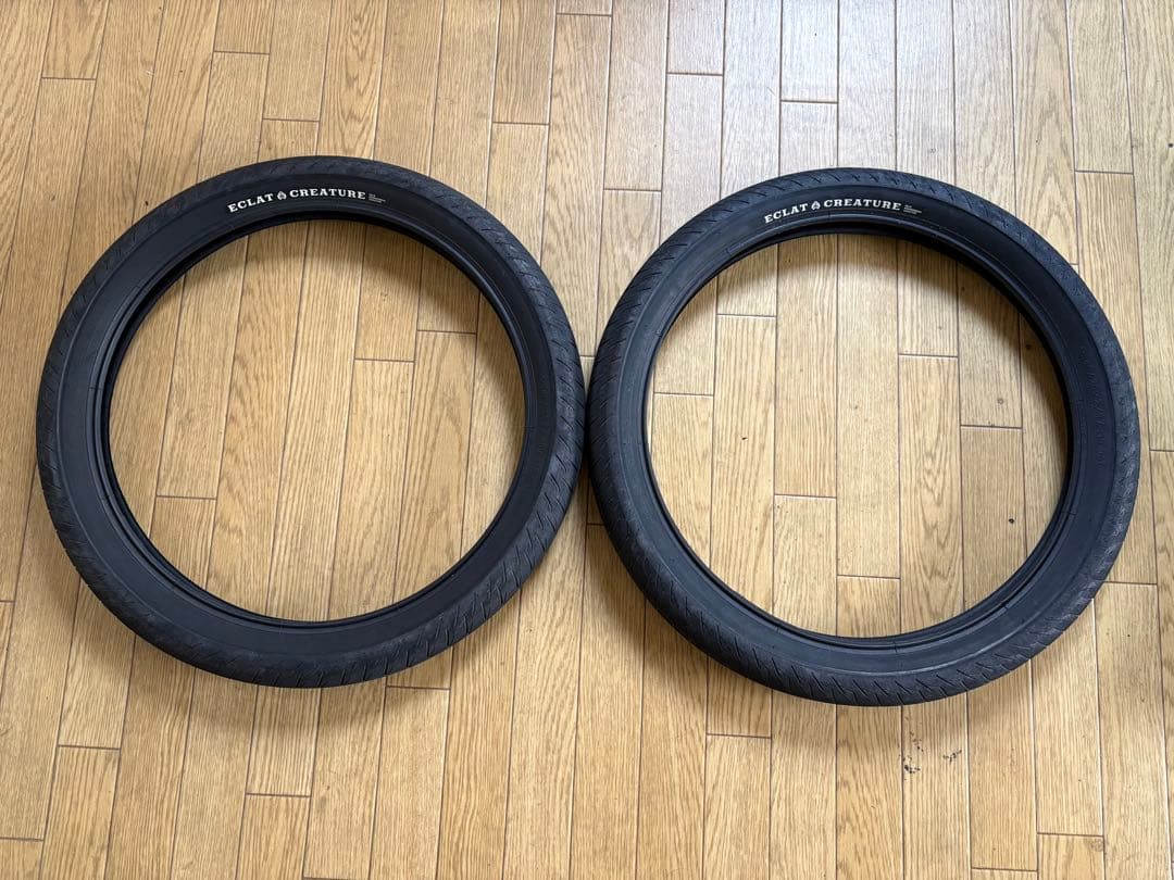 ECLAT CREATURE 20×2.40 BMXタイヤセット