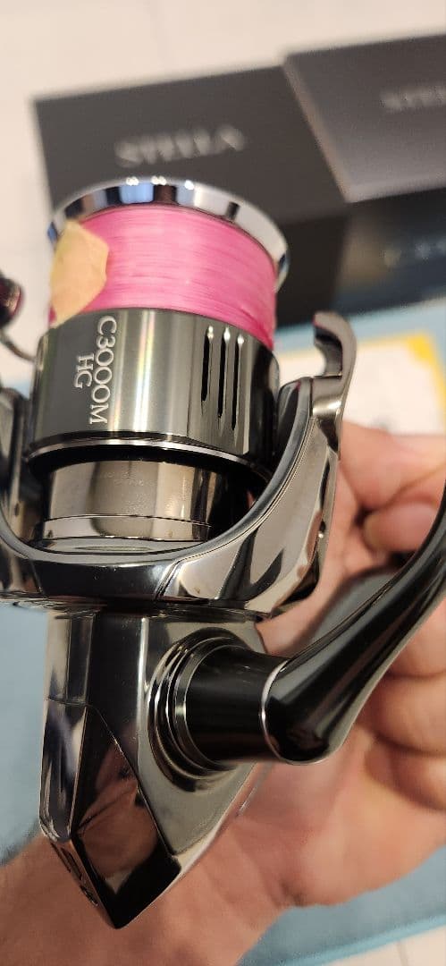 シマノ　22ステラ C3000MHG(美品)