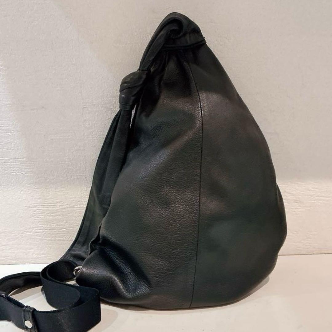 【美品】POMTATA カウレザー ボディバッグ CANDY BODY BAG