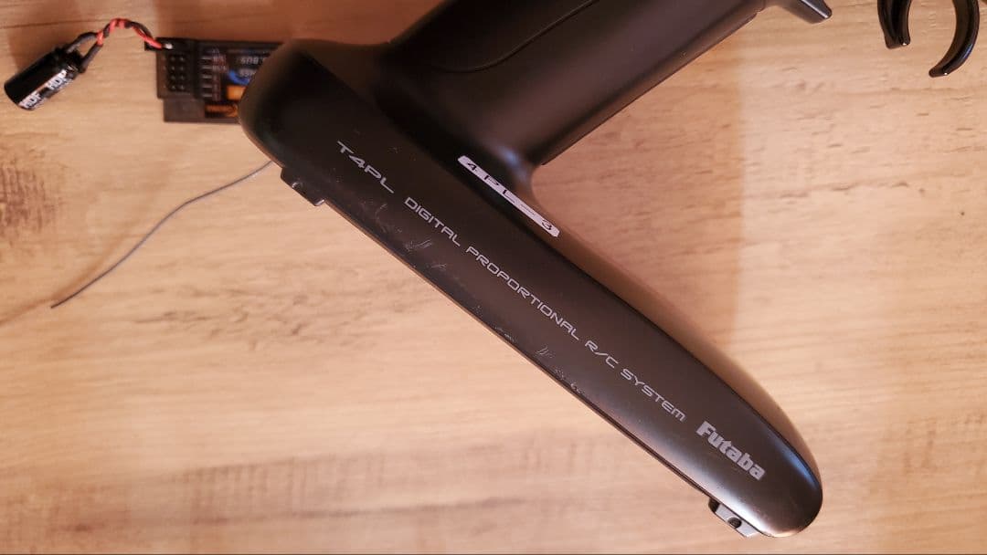 バ*読様 【中古良品】Futaba T4PL &双葉互換CORONA受信機セット