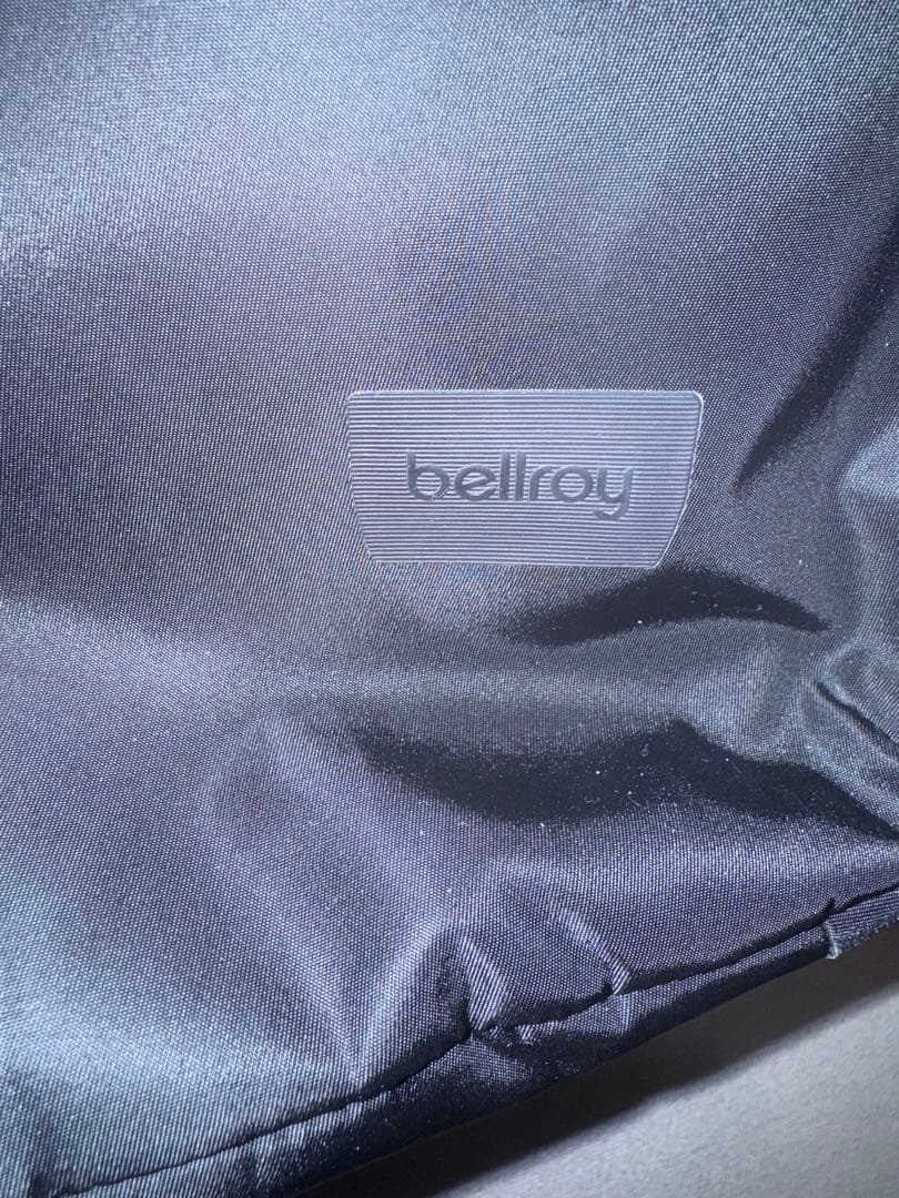 Bellroy Laneway Crescent Bag 容量12L