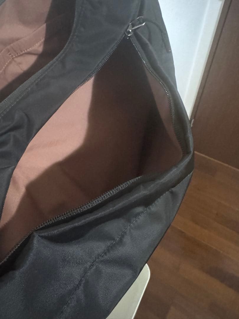 Bellroy Laneway Crescent Bag 容量12L