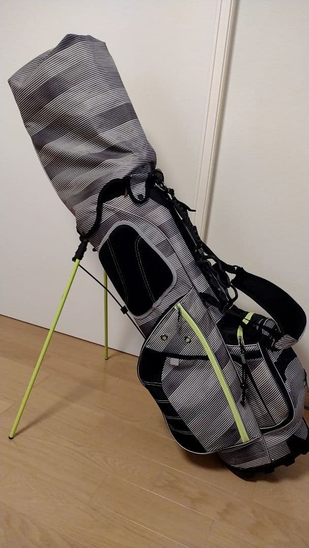 ヒロ　　TIGORA　ゴルフキャディバッグ　スタンド付き
