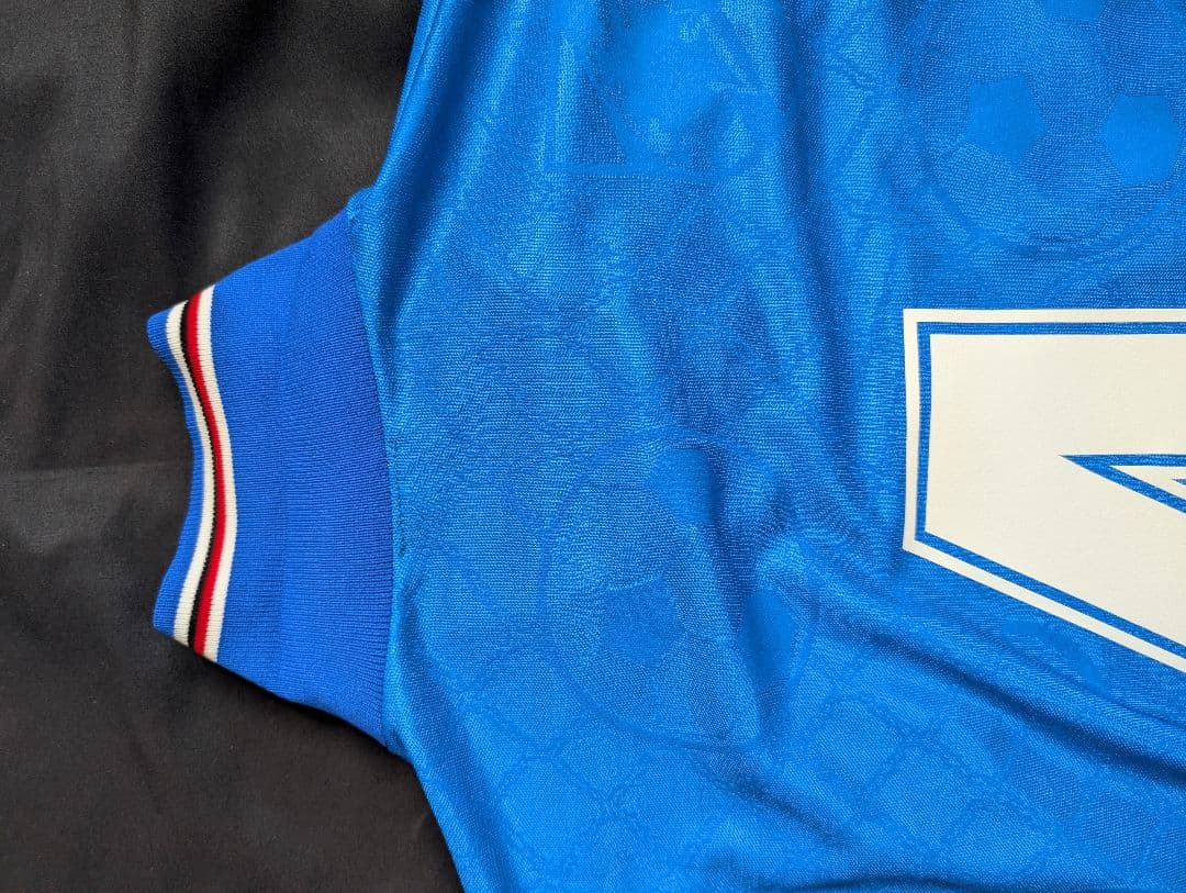 ルート・フリット/サンプドリア /94-95シーズン/ホーム