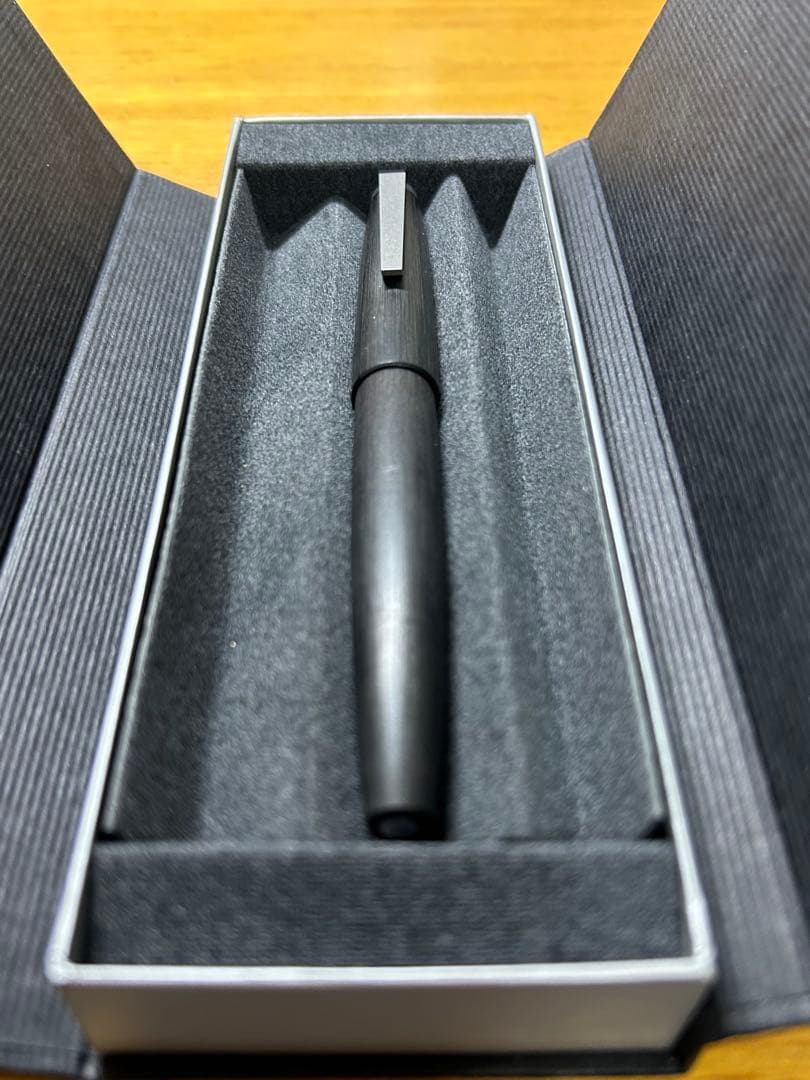 LAMY 2000 万年筆 ペン先F