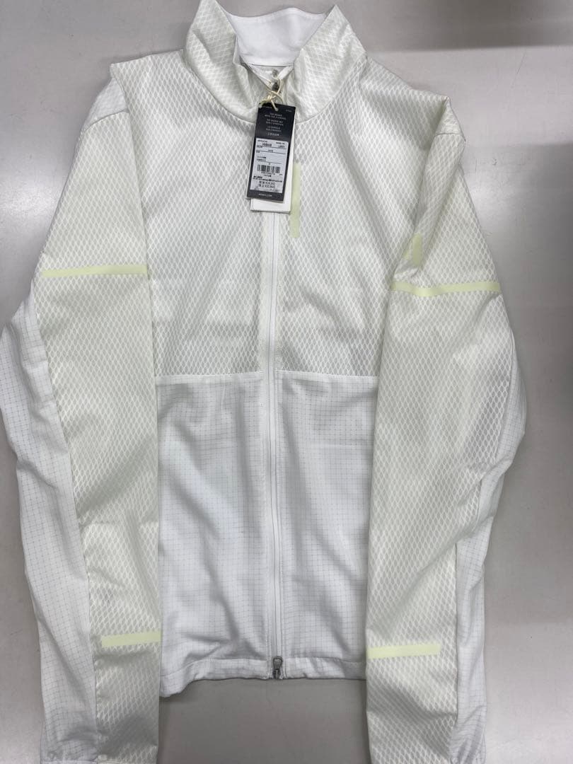 【未使用】アディダス　ウィンドブレーカー　サイズM