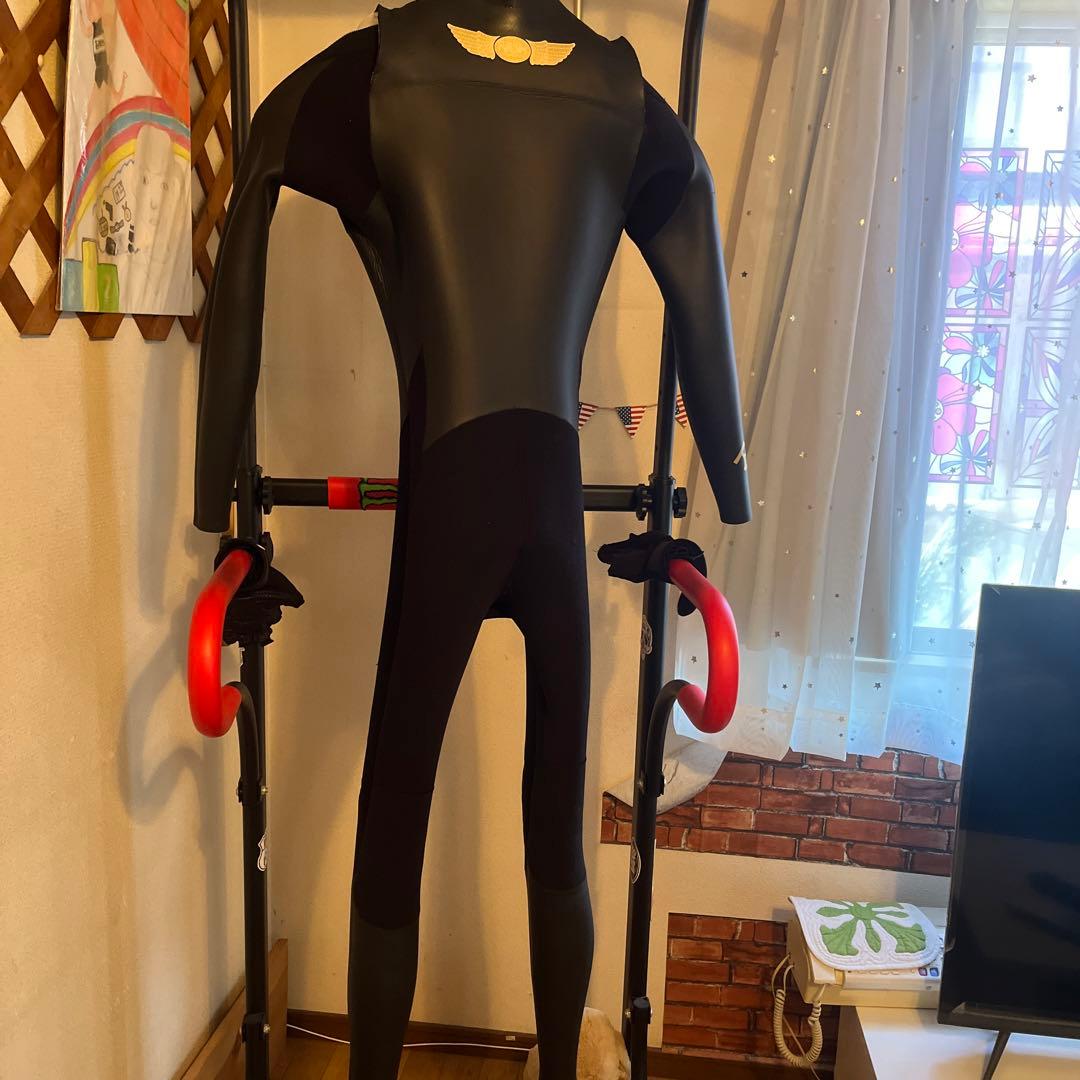 ラッシュ　ウェットスーツ