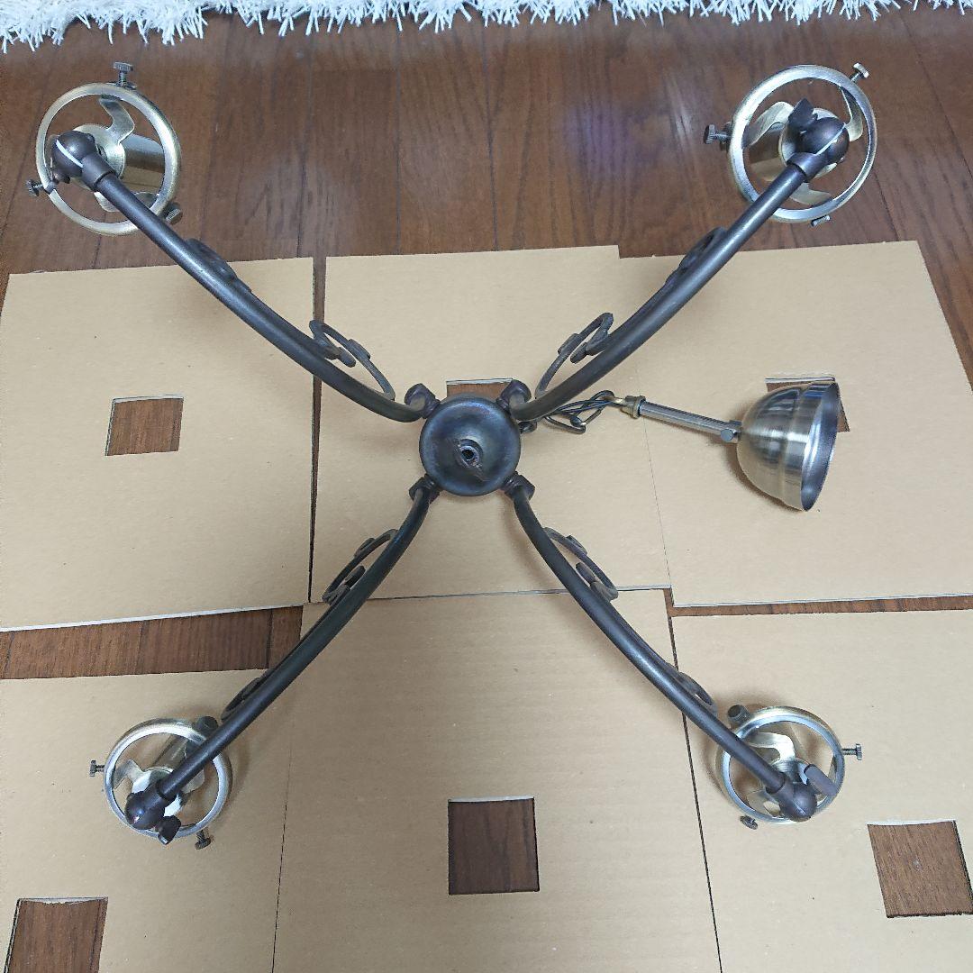 ガラスペンダントライト シャンデリア 4灯 照明器具 アンティーク サンヨウ