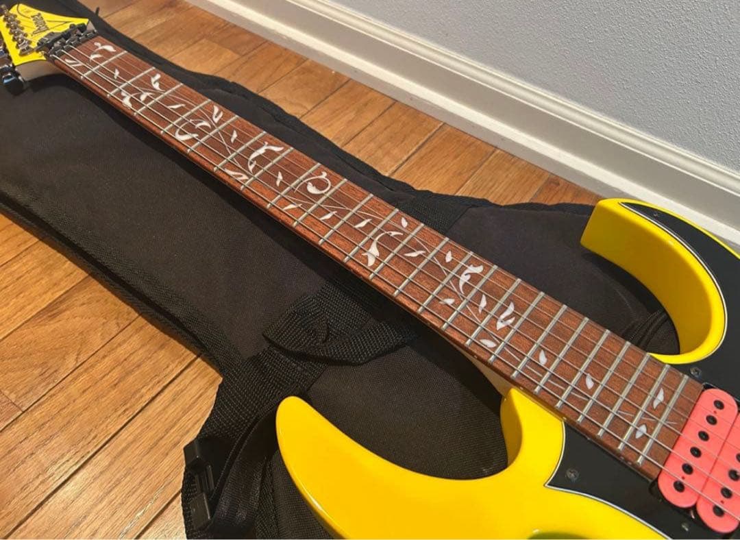 【限定♪】 Ibanez JEM Junior Special Yellow