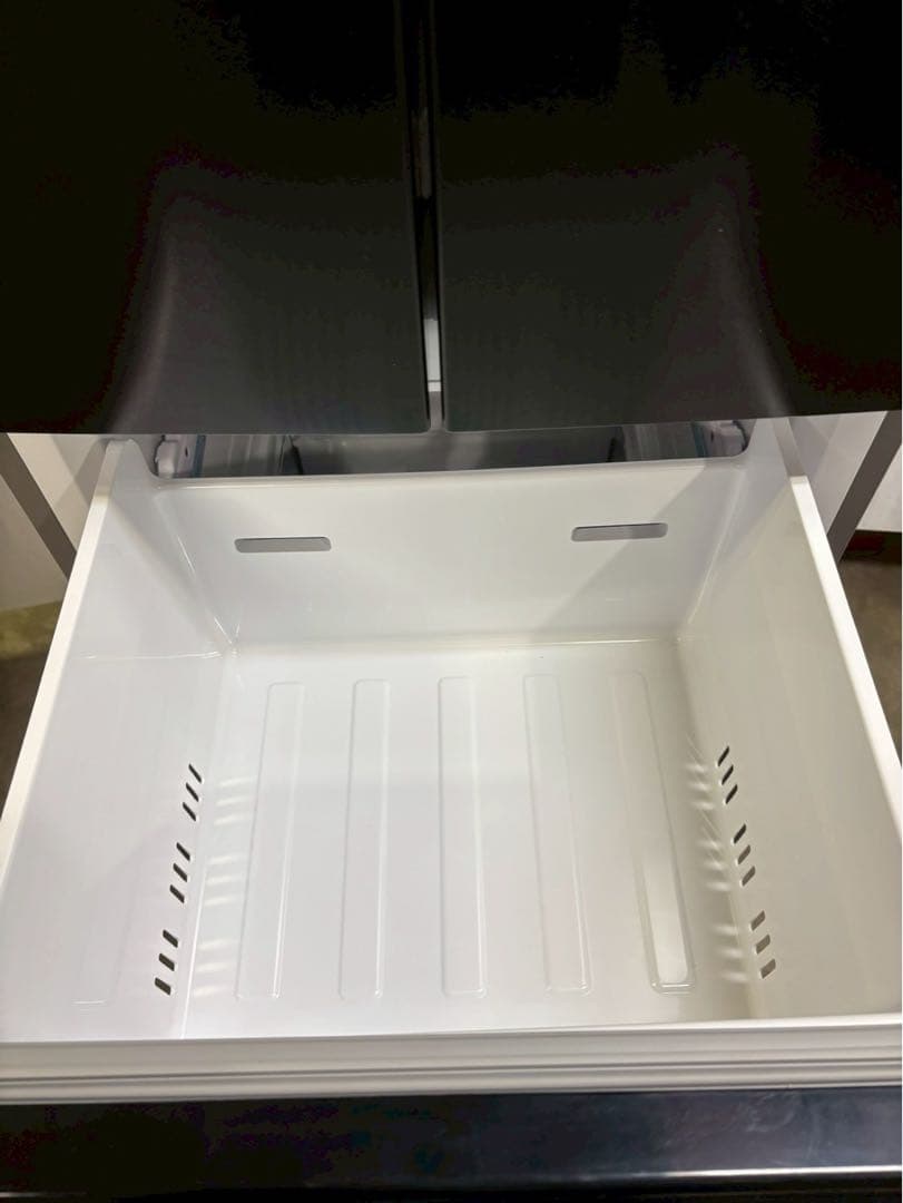 【展示品】アイリスオーヤマ 4ドア冷蔵庫 IRSN-32B 2024年320L