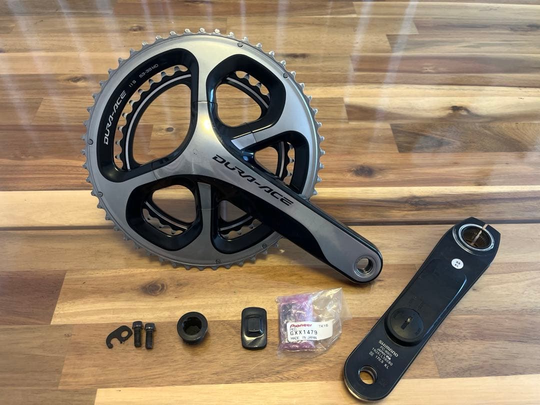 FC-9000 53-39 / 172.5 Pioneer パワーメーター（左）