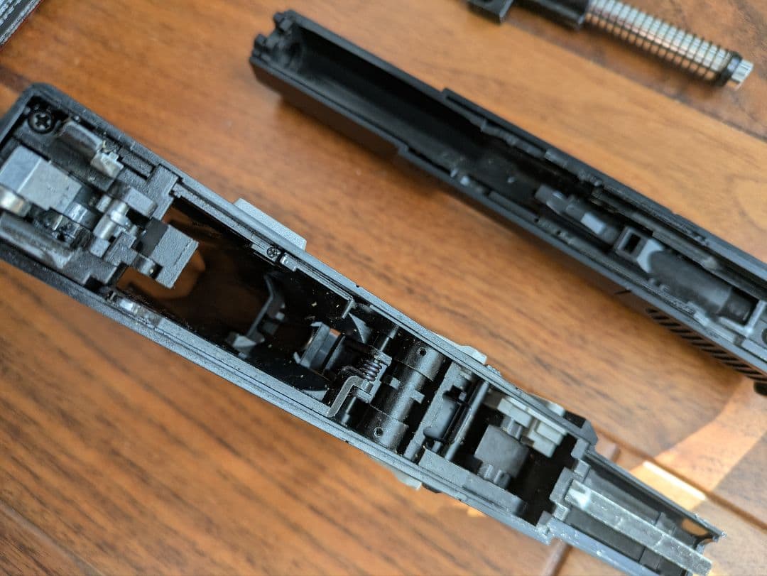 東京マルイ　FN5-7　FNファイブセブン ガスブローバックガン