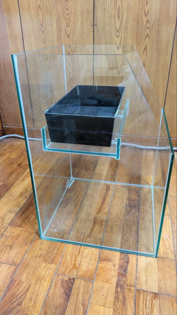 30センチテラリウム水槽とテトラマリンソルトセットやっそさん専用