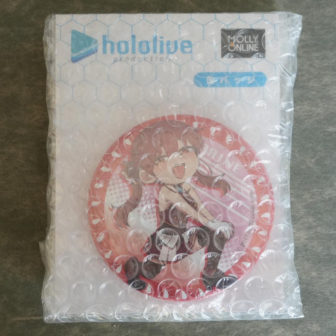 ホロライブ　クッション、アクリルスタンド、缶バッチ詰合せ