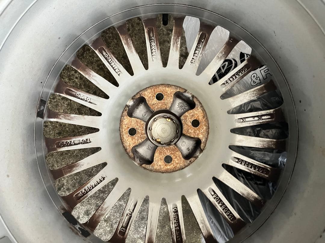 アルファロメオ　ミト　レガーレ　ホイール・タイヤ　セット　希少