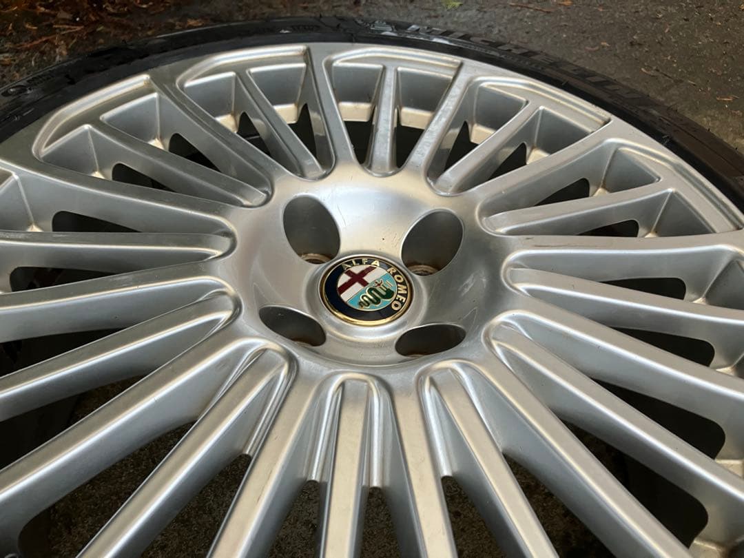 アルファロメオ　ミト　レガーレ　ホイール・タイヤ　セット　希少