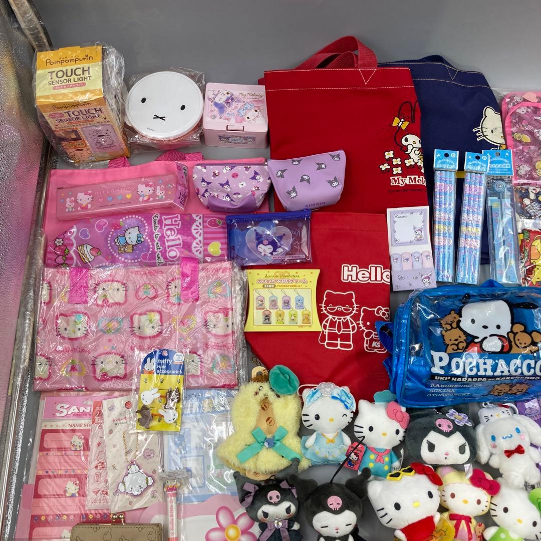 ★サンリオ マイメロディ ハローキティ まとめ売り 200点以上