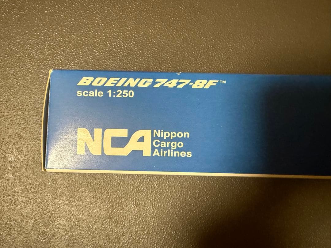 NCA ボーイング747-8F スケール1:250
