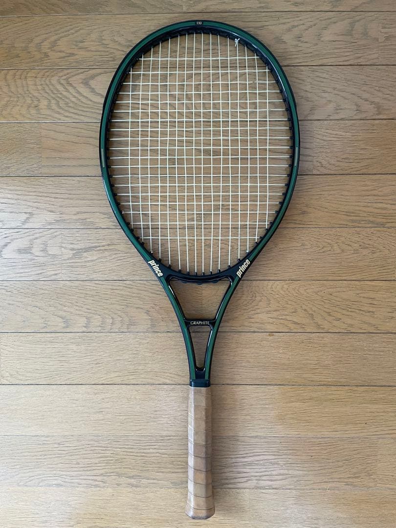 グラファイト110 テニスラケット　4本ライン　ケース付き