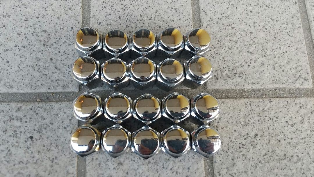 15インチ ブラック スポークホイール スタッドレスタイヤの4本セット