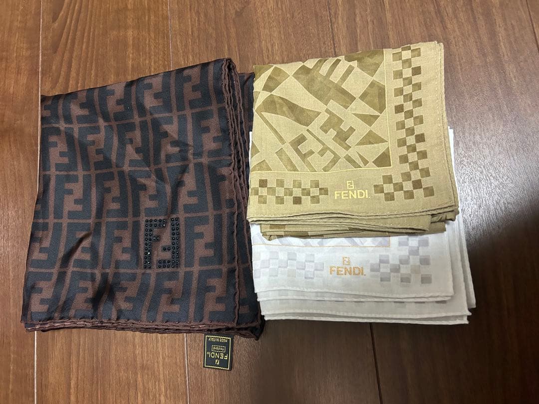 フェンディ スカーフ&大判ハンカチセット