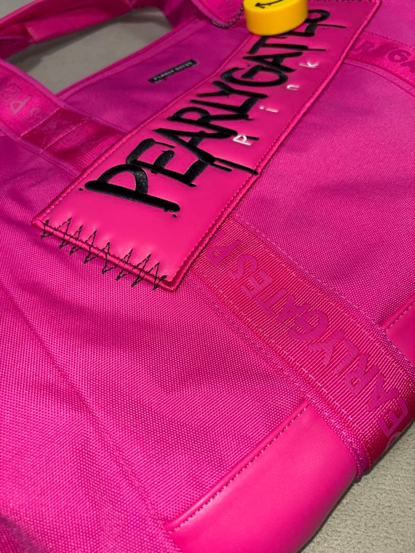 （超美品）パーリーゲイツ、ペイントロゴシリーズ、ロッカーバッグ