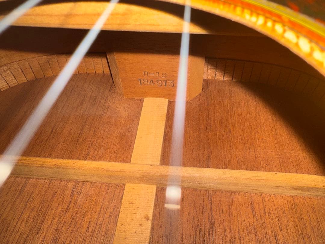 マーティン　D18 1961〜62年モデル