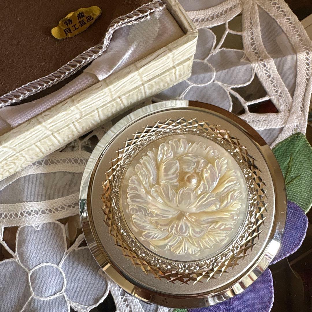 [デッドストック]昭和レトロ✴︎ヴィンテージ　シェル　コンパクト　化粧コンパクト