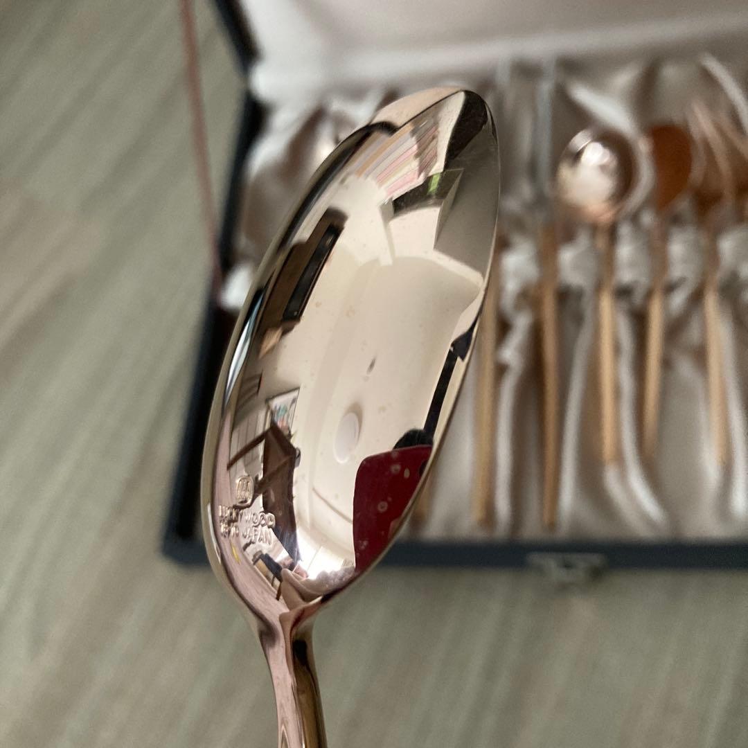 【匿名配送】LUCKY WOODのカトラリーセット