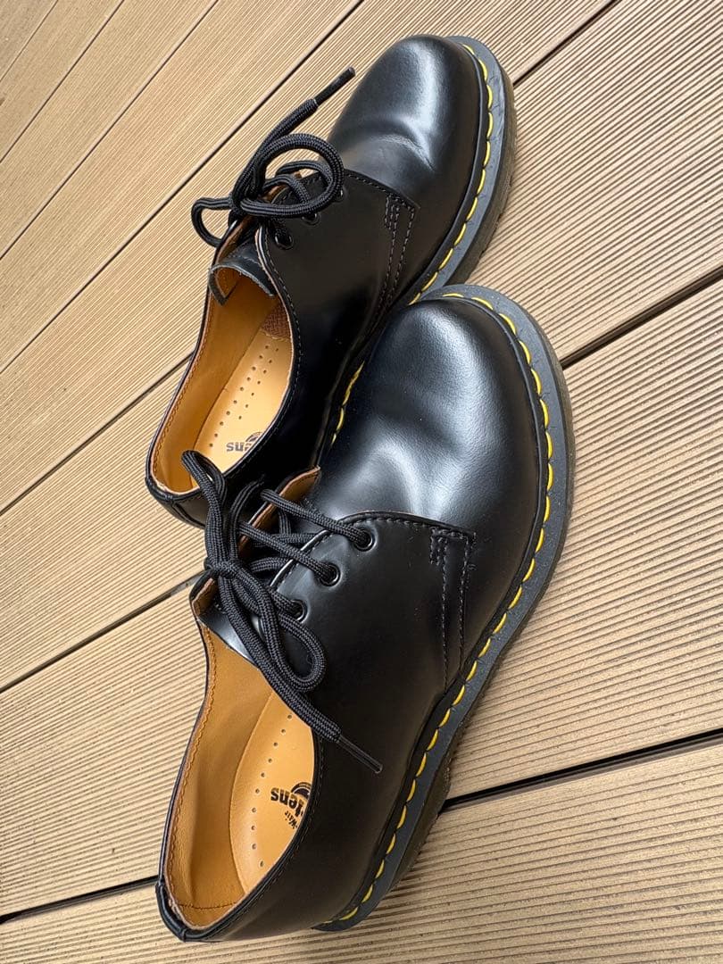 ドクターマーチン 3ホール 24cm